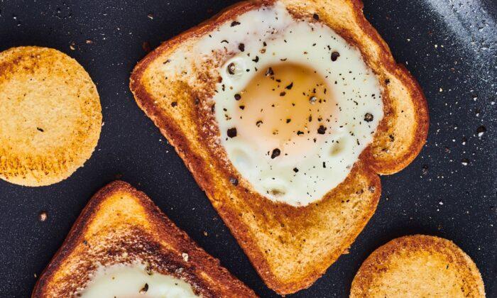 How to Make Perfect Eggs in a Basket