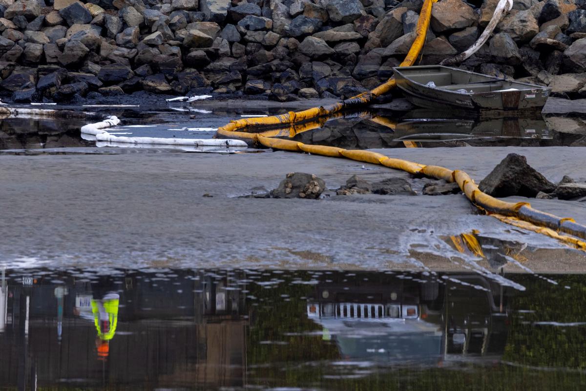 California Oil Spill Cause Probed; Storm Threatens Cleanup
