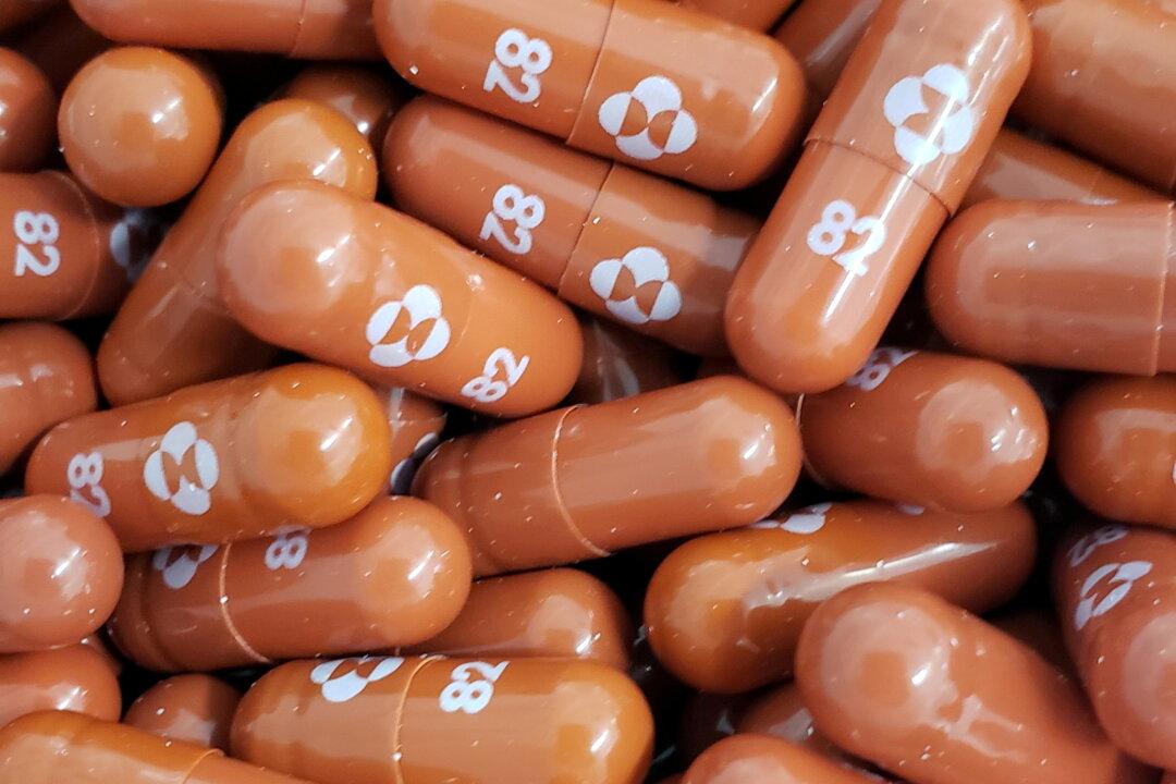 Merck’s Antiviral COVID-19 Pill Approved in Singapore