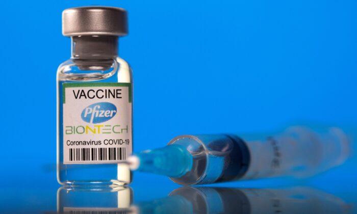 Pfizer COVID-19 Vaccine’s Effectiveness Falls Below 50 Percent After 5 Months: Study