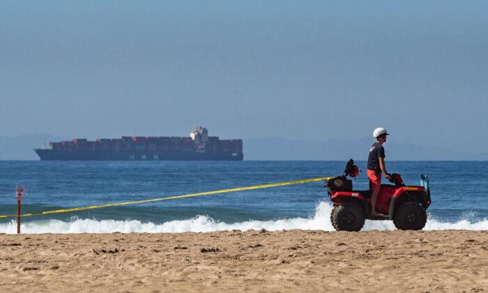 Oil Spill Prompts Huntington Beach to Cancel Events