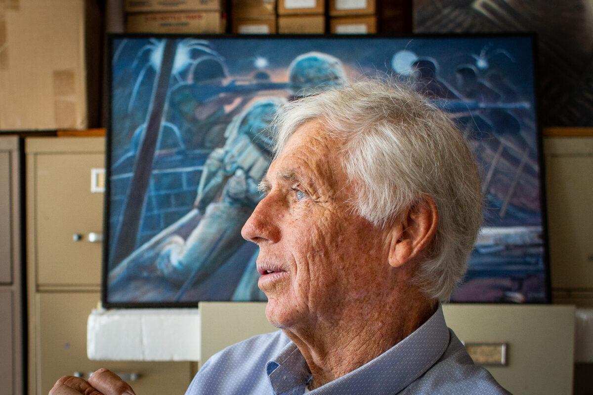 Former combat artist Ed Bowen reflects on his time during the Vietnam War in Newport Beach, Calif., on Sept. 14, 2021. (John Fredricks/The Epoch Times)