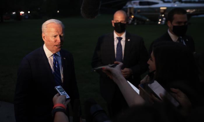 Biden Says He and China’s Xi Talked About Taiwan Issue