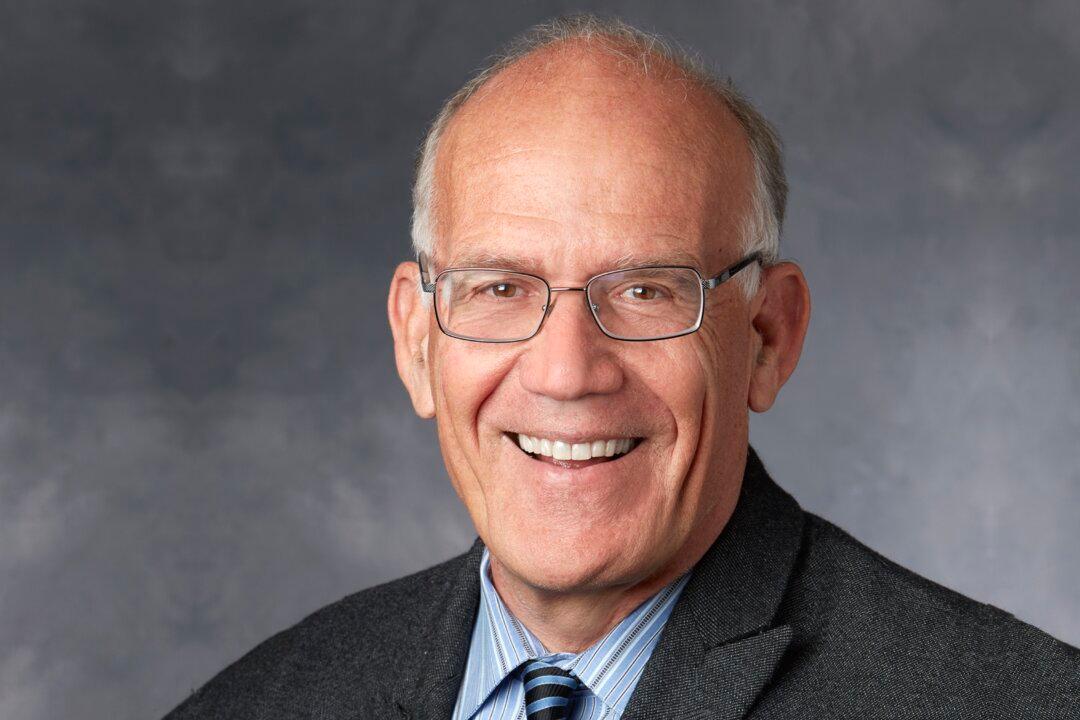 In ‘The Dying Citizen’ Victor Davis Hanson Diagnoses America’s Existential Crisis