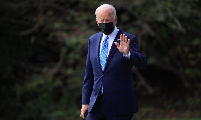 Biden Urges More Employers to Issue Vaccine Mandates Ahead of OSHA Rule