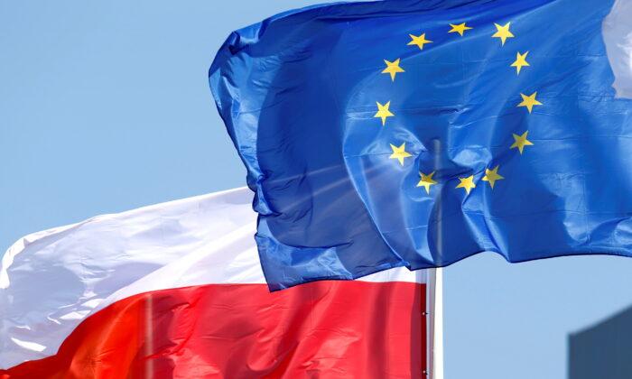Poland Will Continue to Respect EU Law, Foreign Ministry Says