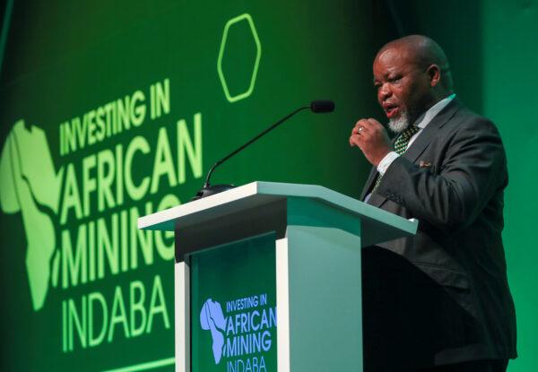 South African Minister of Mineral Resources and Energy Gwede Mantashe speaks at the 2020 Investing in African Mining Indaba conference in Cape Town, South Africa, on Feb. 3, 2020. (Mike Hutchings/Reuters)