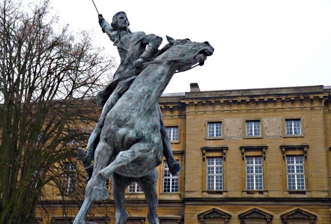 Book Review: ‘Hero of Two Worlds: The Marquis de Lafayette in the Age of Revolution’