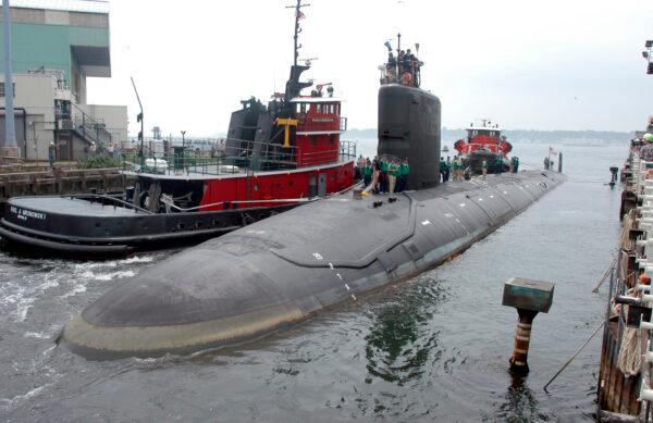 The USS Virginia attack submarine returns to the Electric Boat Shipyard in Groton, Conn. (Jack Sauer/AP Photo)