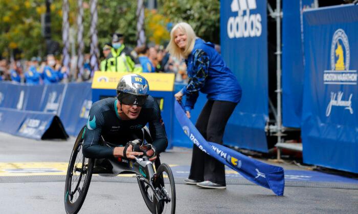 Boston Marathon Men’s Wheelchair Champ Has Costly Wrong Turn