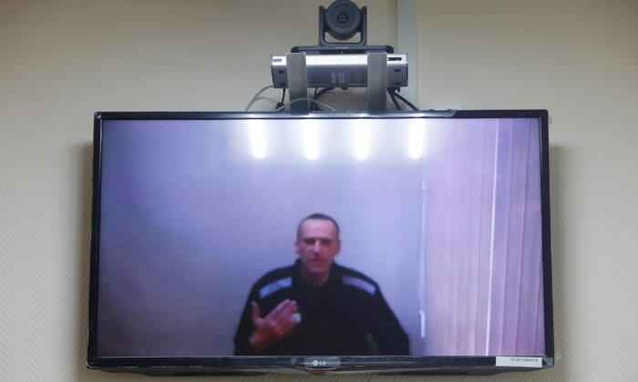 Russia’s Navalny Says Prison Has Changed His Status to ‘Terrorist’