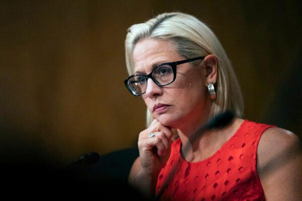 Arizona Sen. Kyrsten Sinema, here in 2019 when she was a Democrat before becoming an Independent, could be embroiled in a three-way race in 2024 in seeking a second term. (Manuel Balce Ceneta/AP Photo)