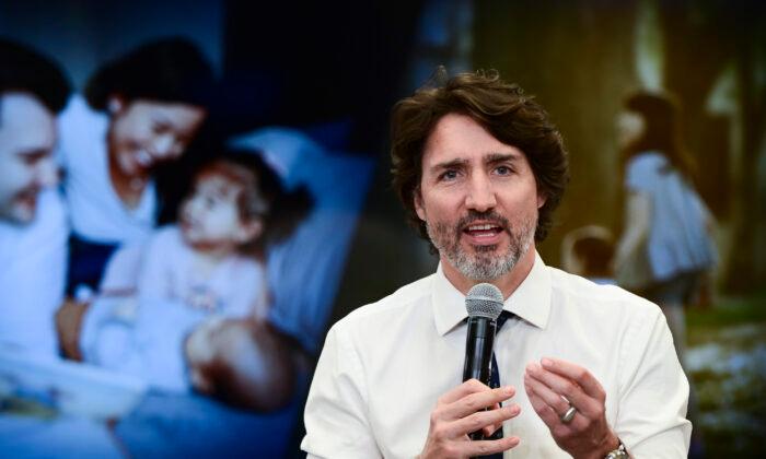 Canada Child Benefit Helps the Middle Class More Than Low-Income Families: Report