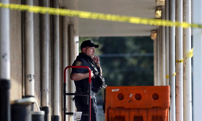 Shooter Among 3 Dead After Shooting at US Postal Service Facility in Memphis