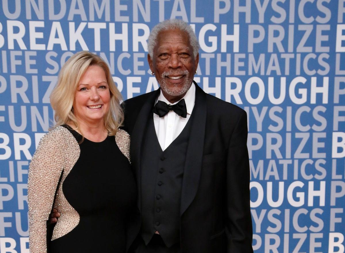 Freeman and Linda Keena attend the 2017 Breakthrough Prize at NASA Ames Research Center in Mountain View, California, on Dec. 4, 2016. (Kimberly White/Getty Images)