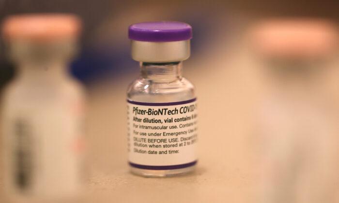 Pfizer’s COVID-19 Vaccine With Comirnaty Label Still Not Available in US