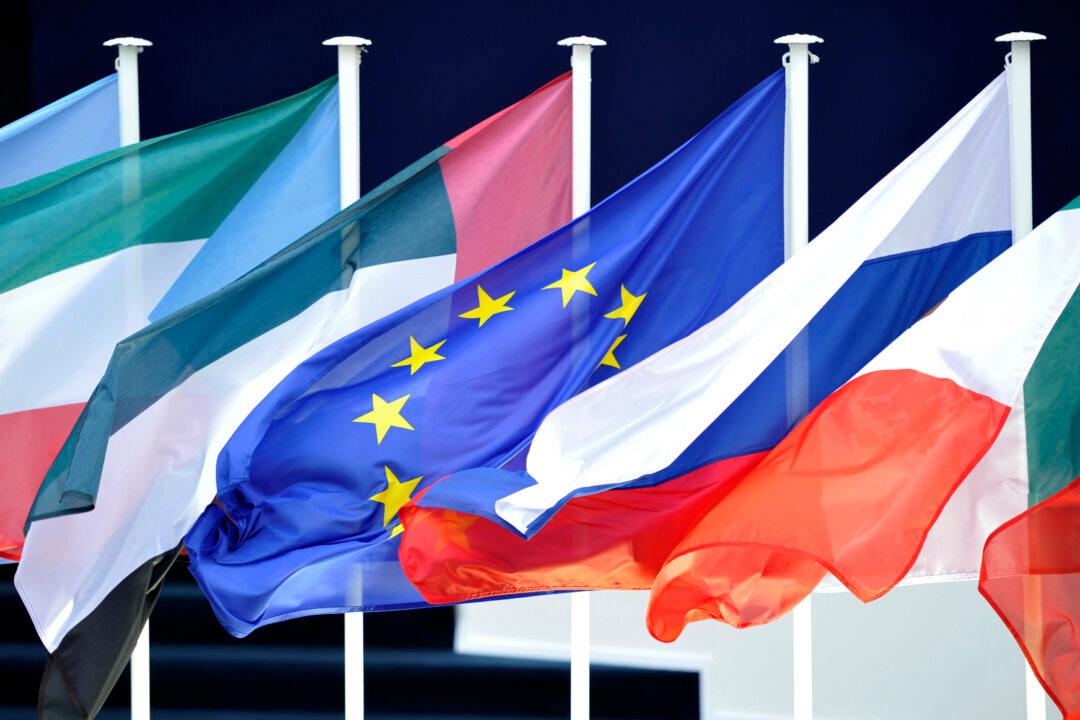 G-20 Finance Chiefs Back Tax Deal, Pledge to Sustain Recovery, Watch Inflation