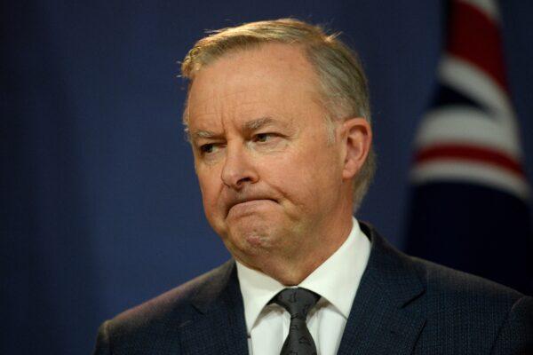Federal Opposition Leader Anthony Albanese addresses media during a press conference in Sydney, Australia, on Oct. 1, 2021. (AAP Image/Dan Himbrechts)
