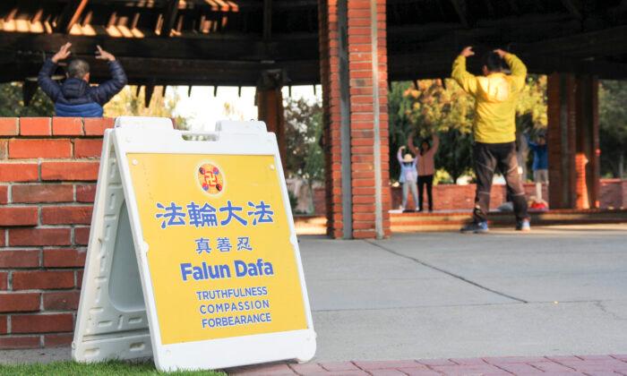 California Falun Gong Practitioners Celebrate Anniversary of First US Teaching