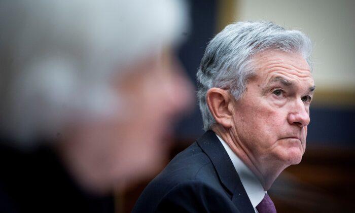 Powell Still Favorite for Fed Reinstatement but Investors Examine Alternatives