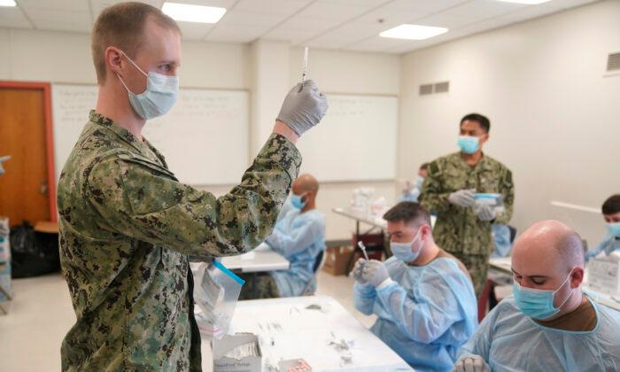 Navy: Sailors Denied Vaccine Mandate Exemptions Have Five Days to Get a Shot