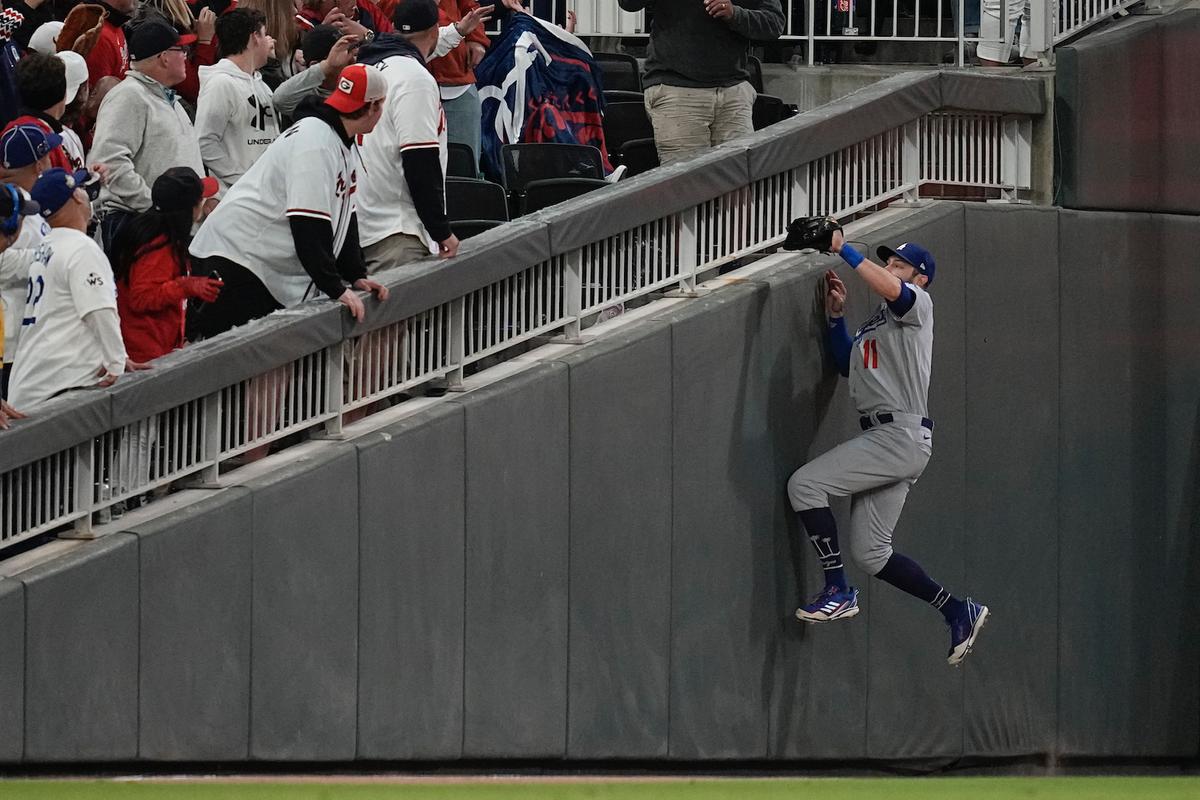 Late-Night Magic: Braves Beat Dodgers 5-4, Lead NLCS 2-0