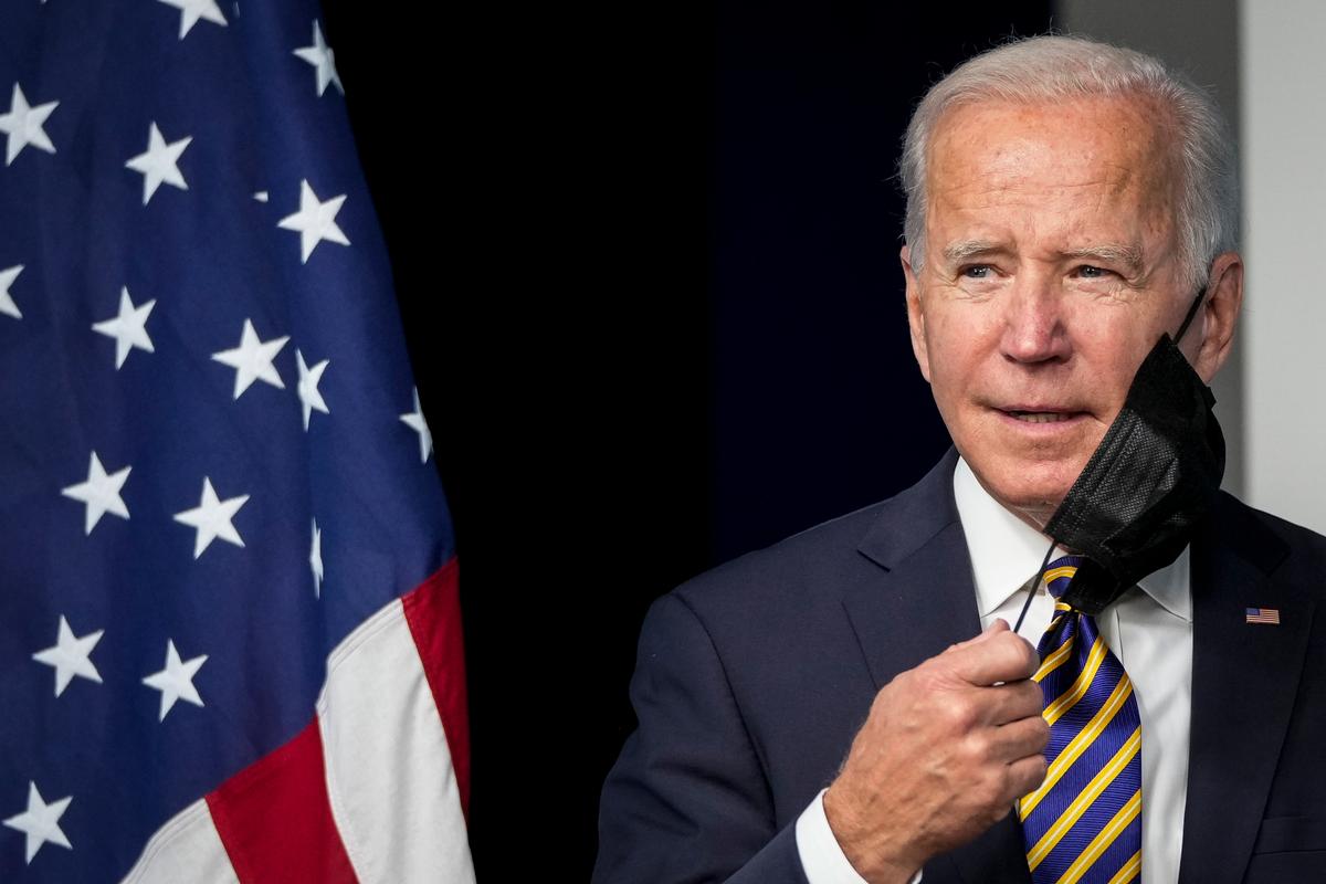 White House Downplays Biden Not Wearing Mask While Walking Inside Restaurant