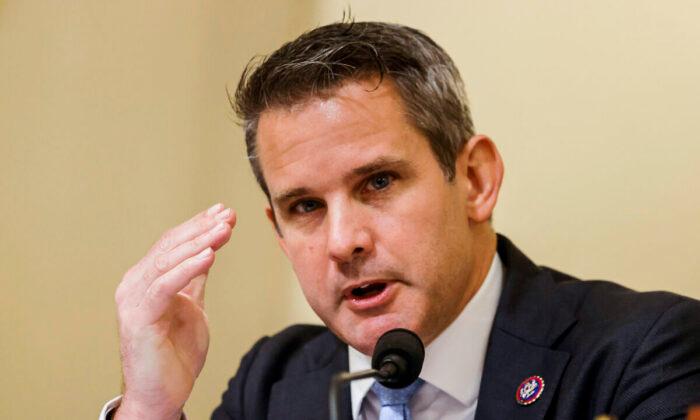 US Should Secure Freedom of Missionaries in Haiti Without Ransom: Rep. Kinzinger
