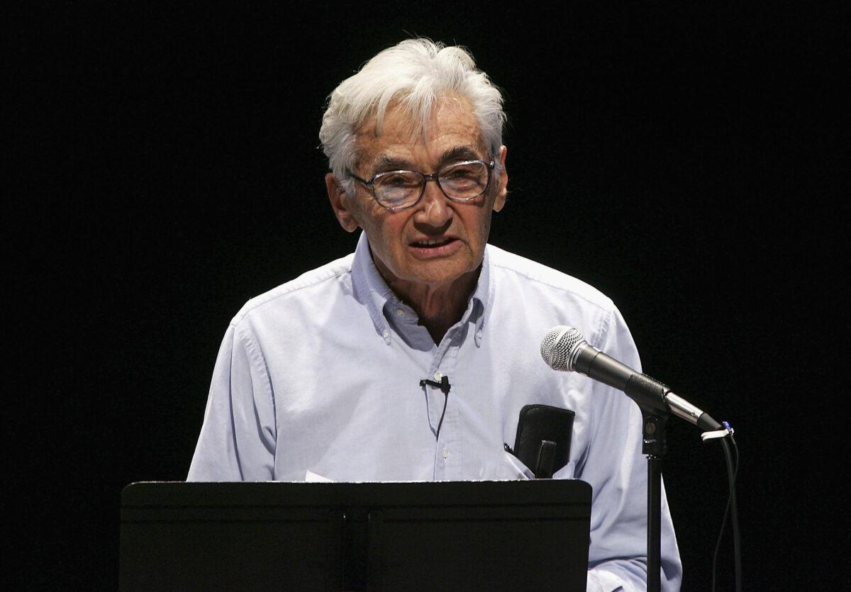 Author Howard Zinn reads on stage at the Celebrity Reading Of "Voices Of A People's History Of The United States" held at the Japan America Theatre in Los Angeles on Oct. 5, 2005. (Frazer Harrison/Getty Images)