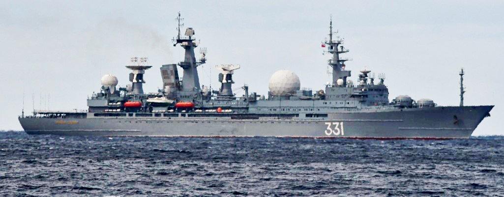 China, Russia Navy Ships Jointly Sail Through Japan Strait