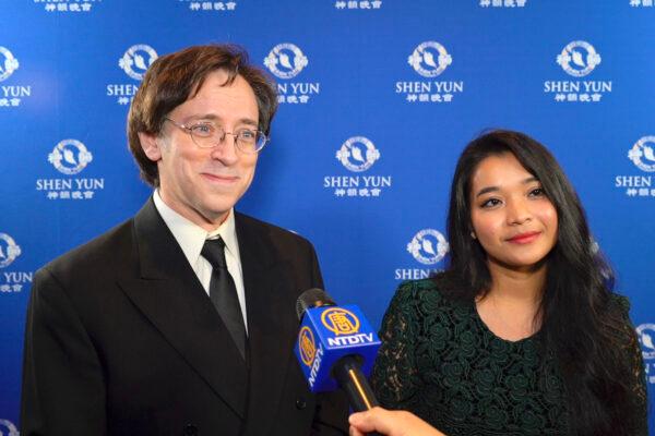 Dr. David West Reynolds  and Kim Kina at the Shen Yun Performing Arts performance at Kentucky Center, Whitney Hall, in Louisville, on Oct. 9. 2021. (NTD Television)