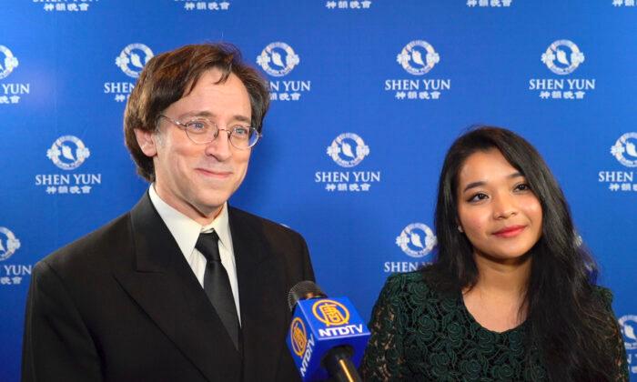 Shen Yun ‘Will Be in History Books Someday,’ Says Best-Selling Author