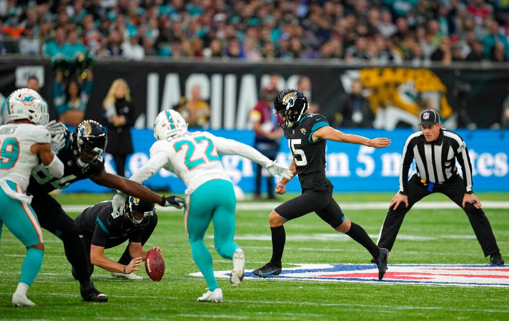 Jacksonville Jaguars End 20-Game Losing Streak Beating the Dolphins