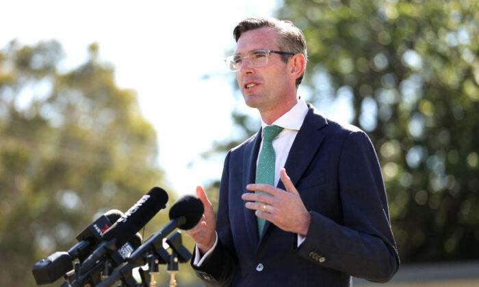 NSW Premier Expects More COVID-19 Cases as Freedoms Restored to Vaccinated