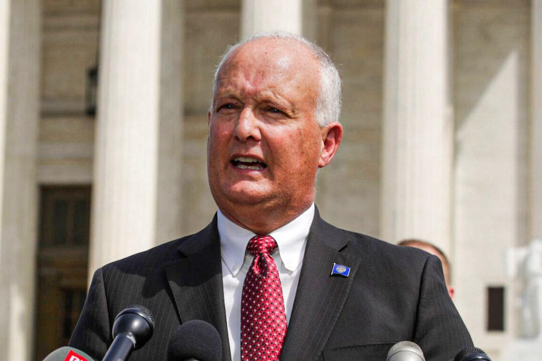 Doctors Can Prescribe Ivermectin, Hydroxychloroquine Off-Label for COVID-19: Nebraska AG