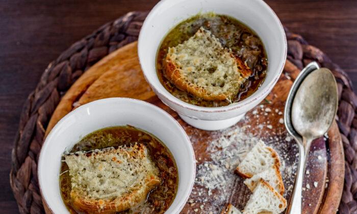 Carabaccia (Florentine Onion Soup)