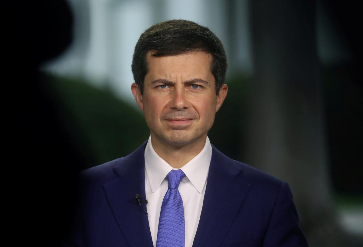 High Gas Prices Will ‘Benefit’ Those Who Access EVs, Buttigieg Says