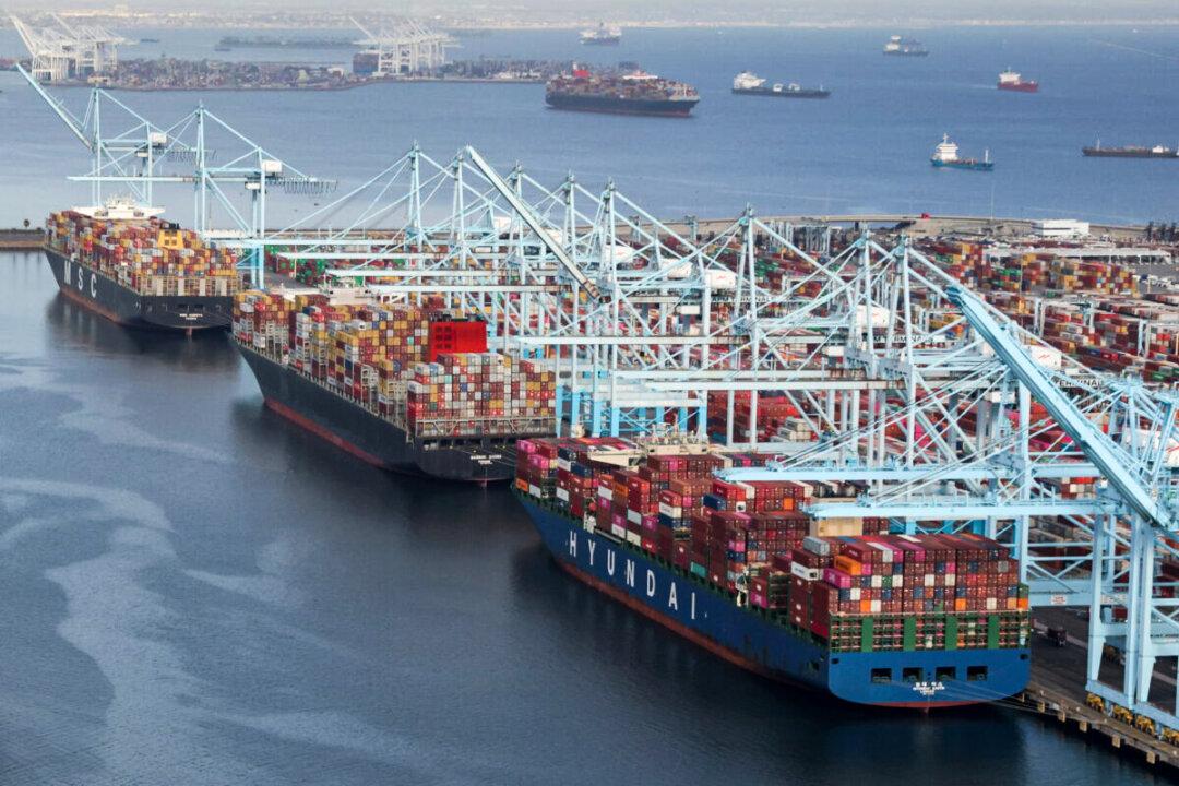 California Ports, Key to US Supply Chain, Among World’s Least Efficient
