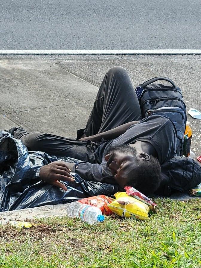 Adrian Haynes lying on the streets of Hawaii. (Courtesy of <a href="https://www.facebook.com/TimmyTsGG">Tom Solie</a>)