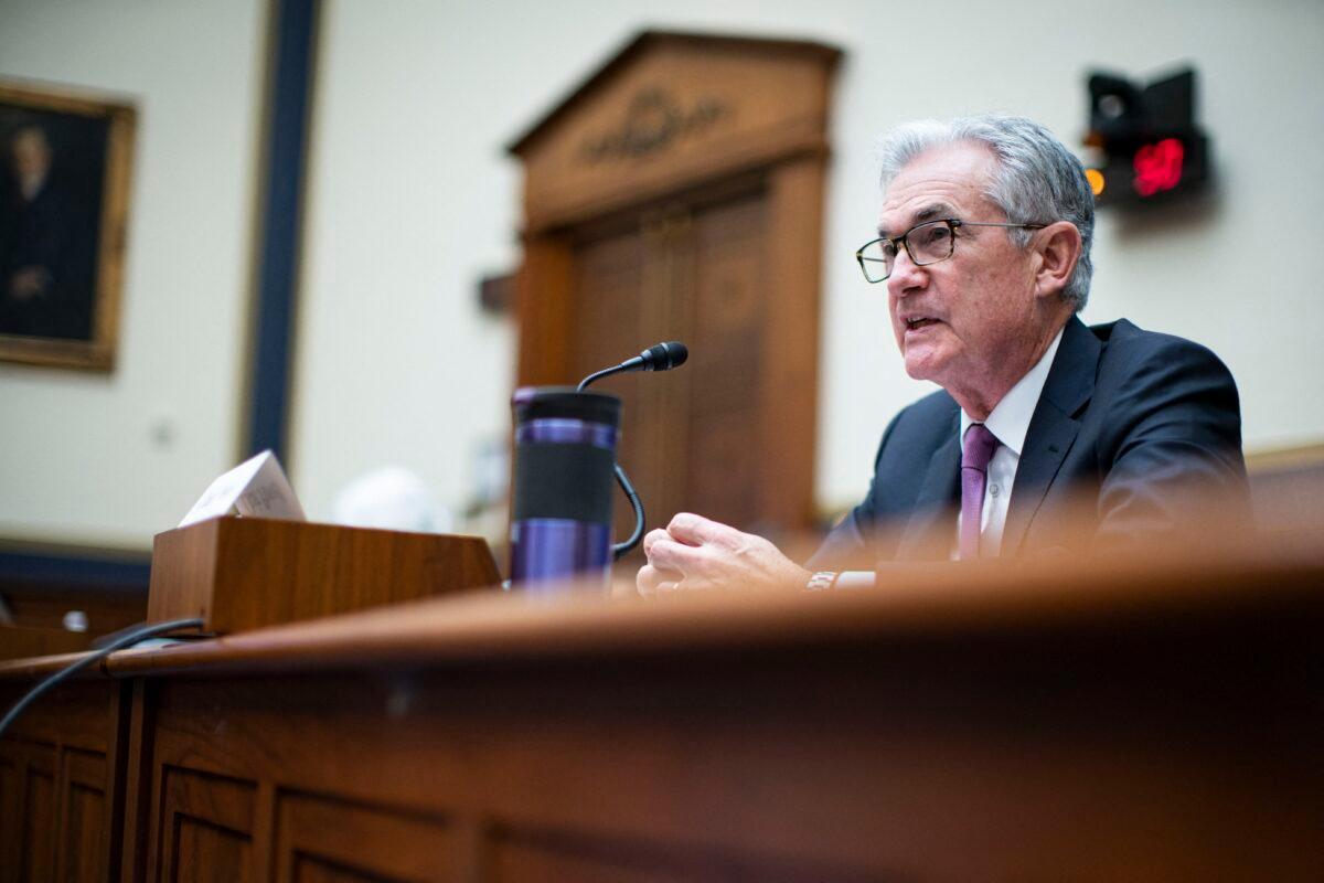 U.S. Federal Reserve Chairman Jerome Powell testifies before the House Oversight And Government Reform Committee hearings on oversight of the Treasury Department's and Federal Reserve's Pandemic Response on Capitol Hill, Washington, on Sept. 30, 2021. (Al Drago/AFP via Getty Images)
