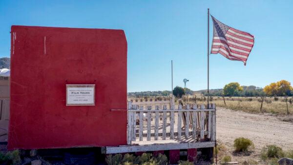 The gate at the Bonanza Creek Ranch one day after an incident left one crew member dead and another injured, in Santa Fe, N.M., on Oct. 22, 2021. (Roberto E. Rosales/Albuquerque Journal)
