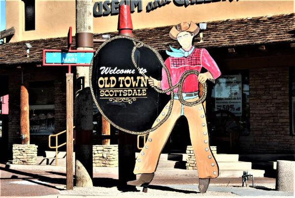 A sign welcomes visitors to the Old Town section of Scottsdale. (Bambi L. Dingman/Dreamstime.com)
