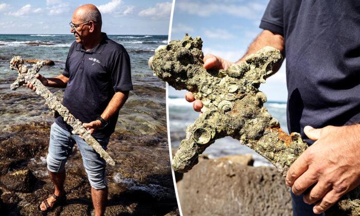 Amateur Diver Finds Encrusted Sword From the Crusades Believed to Be 900 Years Old off Coast of Israel
