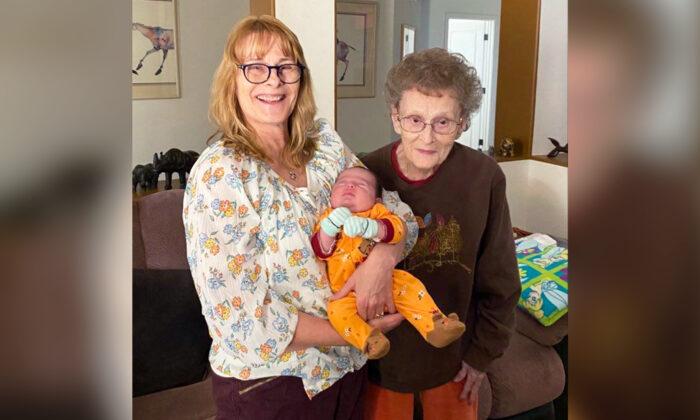 3 Generations of an Arizona Family Beat the Odds Sharing the Same Birthday