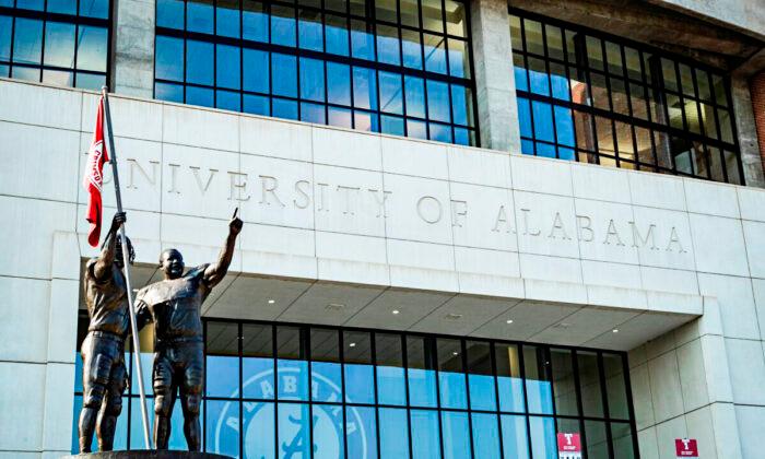 To Retain Federal Funding, University of Alabama and Auburn University Say Employees Must Get Vaccinated