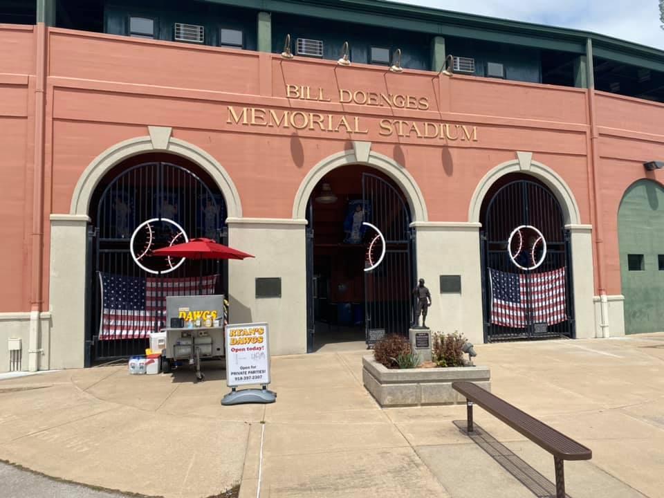 Ryan's hot dog stand outside the Bill Doenges Memorial Stadium. (Courtesy of <a href="https://www.facebook.com/Ryans-Dawgs-105867167821533/">Ryan Fouts</a>)