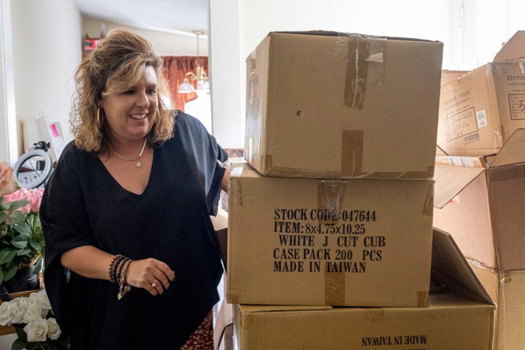 ‘Buy It When You See It’: Retailers Dread Holiday Shortages