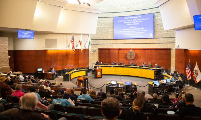 Irvine to Consider Including Citizens in Discussion on Districting