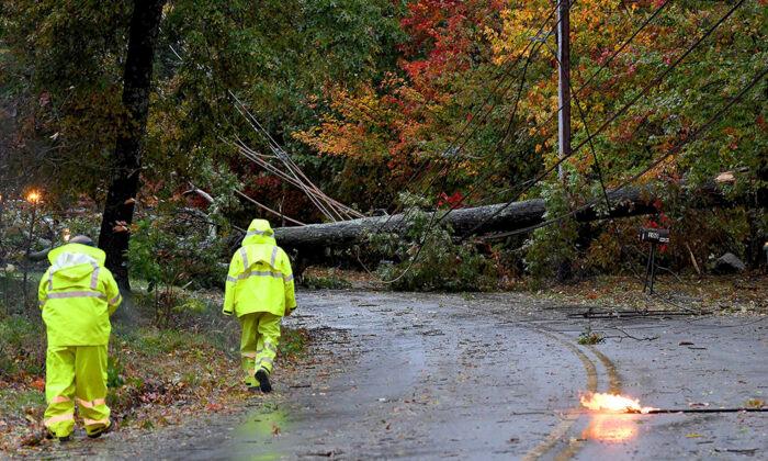 Nor'easter Cuts Power to Over Half-Million Homes, Businesses