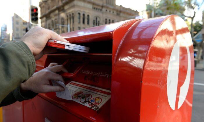 Australia Post Gives Deadlines for Christmas Parcels and Cards to Arrive on Time